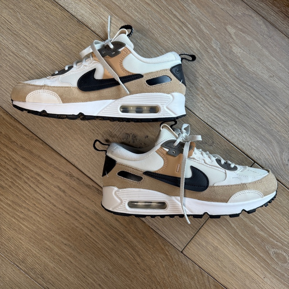 Women’s Nike Air Max 90 Futura Sneakers in Black and Sand Drift Beige | Sz 7